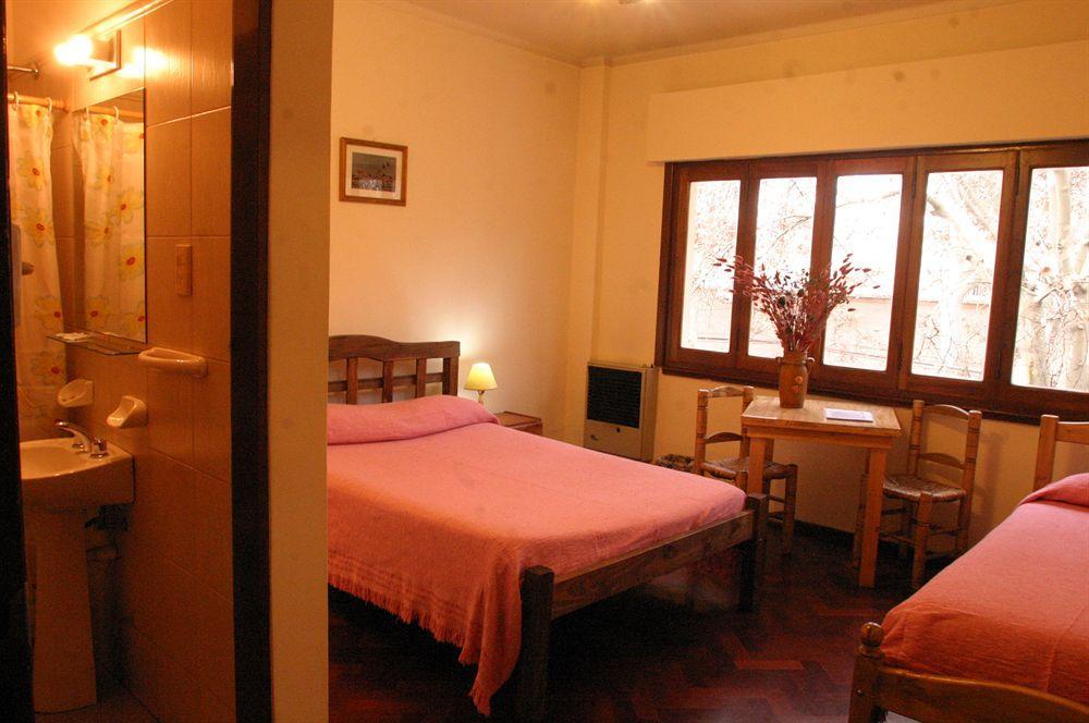 Hostal Confluencia Mendoza Exterior photo